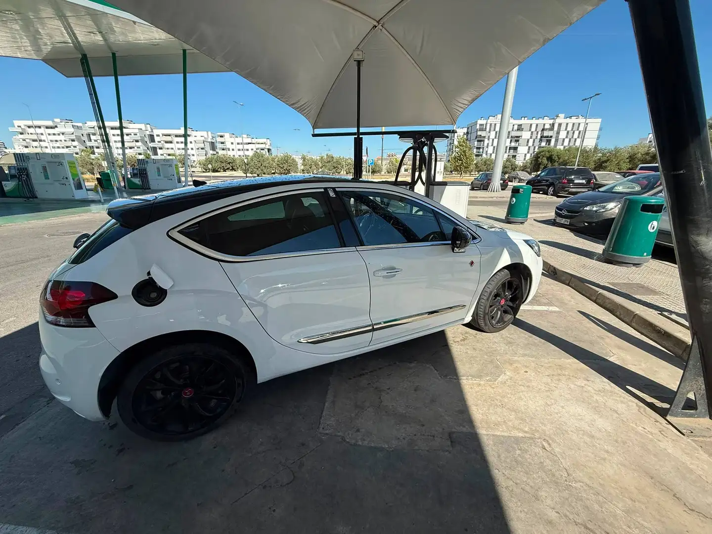 DS Automobiles DS 4 DS 4 1.2 PureTech Perfomance Line Blanco - 1
