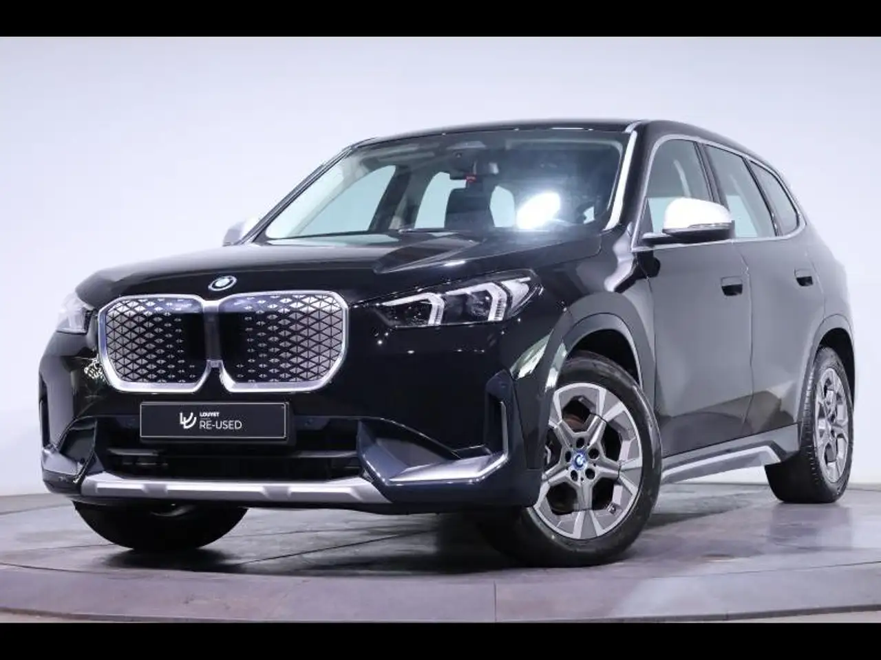 BMW iX1