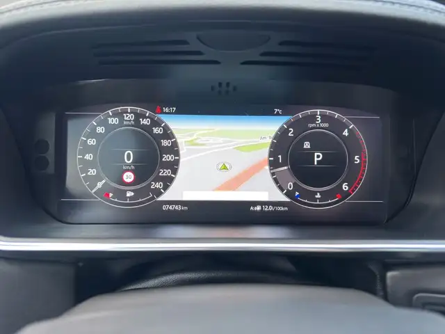Land Rover Range Rover view 12