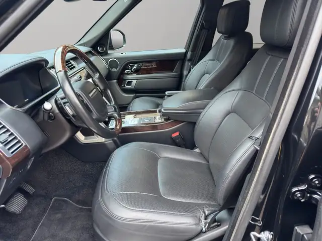 Land Rover Range Rover view 10