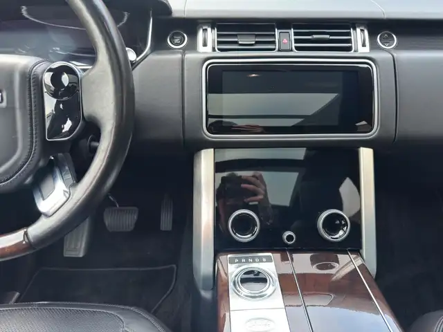 Land Rover Range Rover view 13
