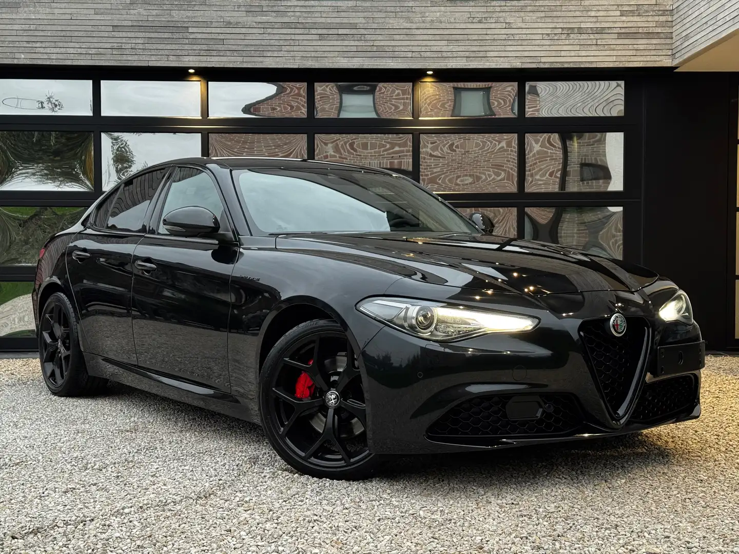 Alfa Romeo Giulia Giulia 2.2 JTDm Super Чёрный - 2
