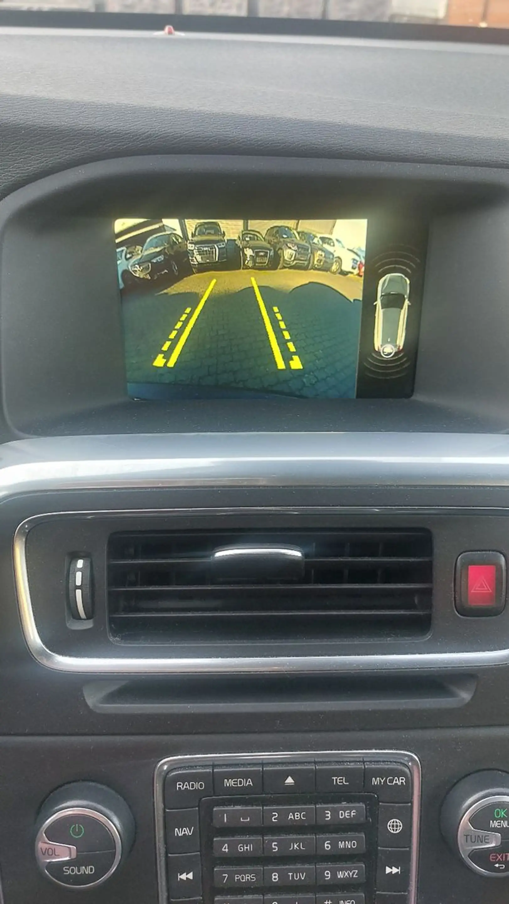 Volvo V60 Kombi Linje Business — photo 4