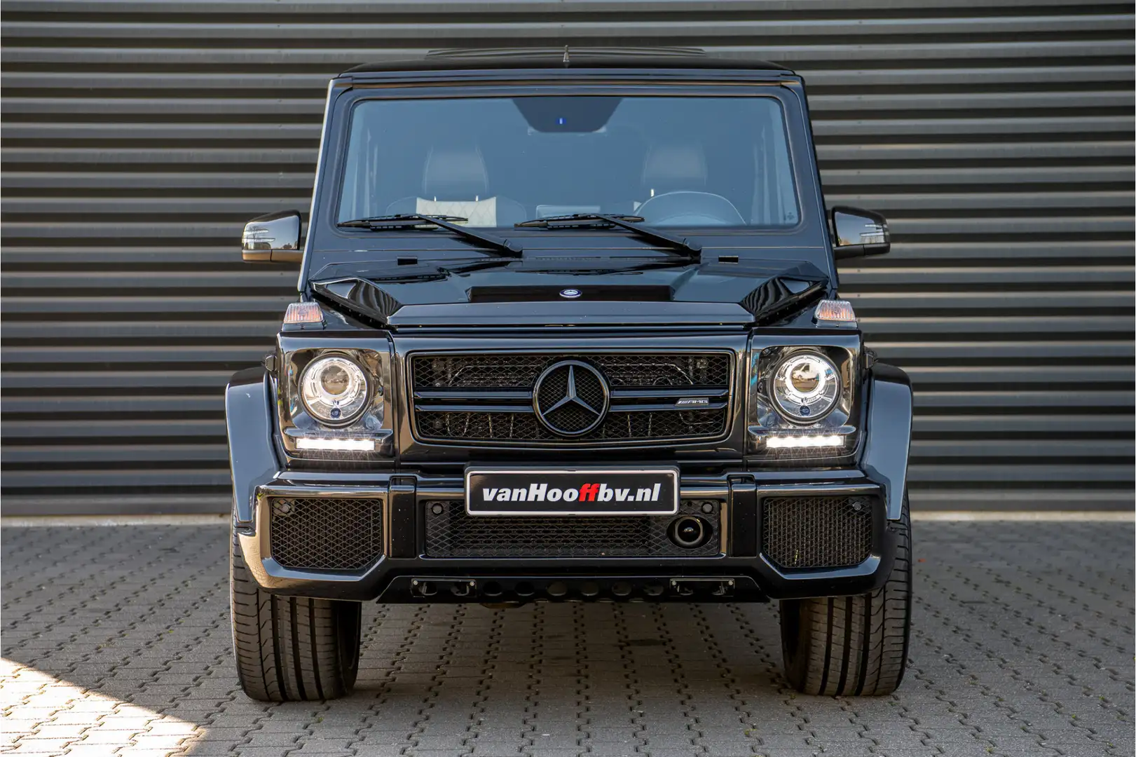 Mercedes-Benz G 63 AMG Edition 463 Grijs kenteken Zwart - 2