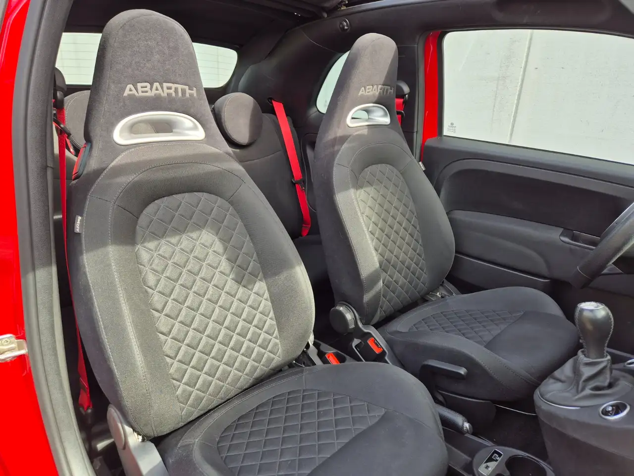 Abarth 595C 2022 — фото 9