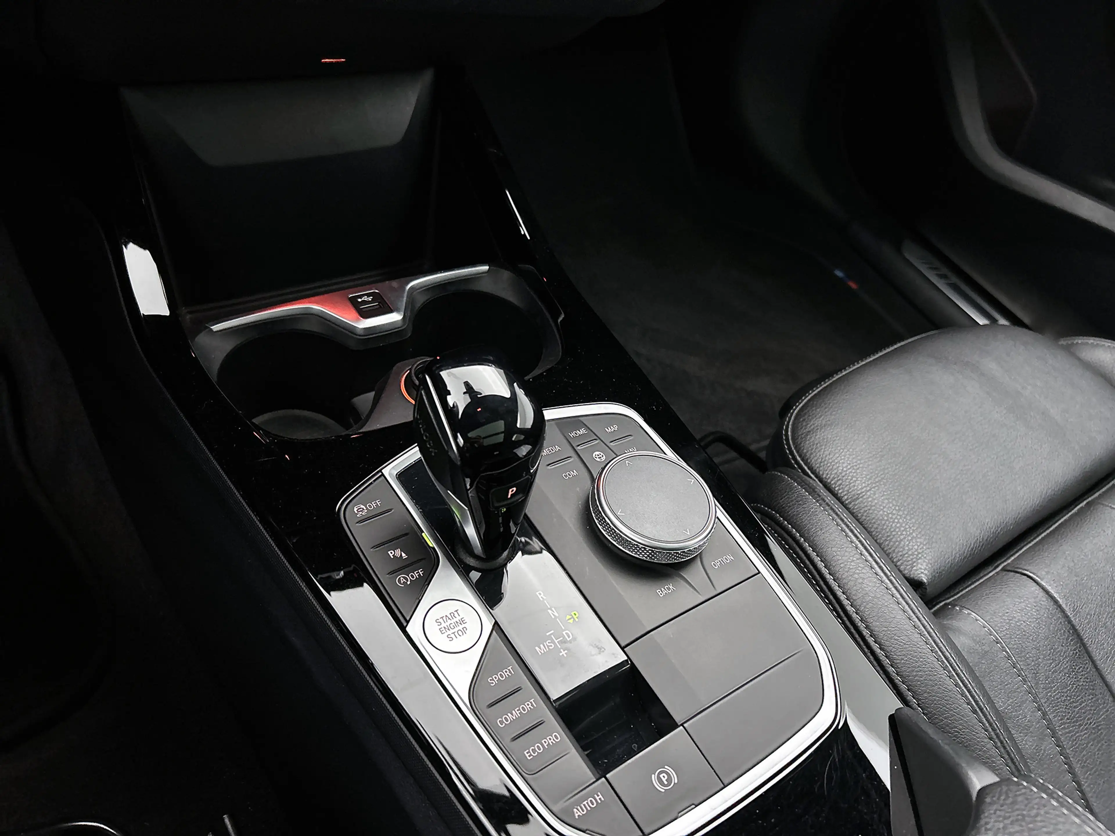 BMW 118 1-serie 118i High Executive M Sport | Schuifdak | — photo 17
