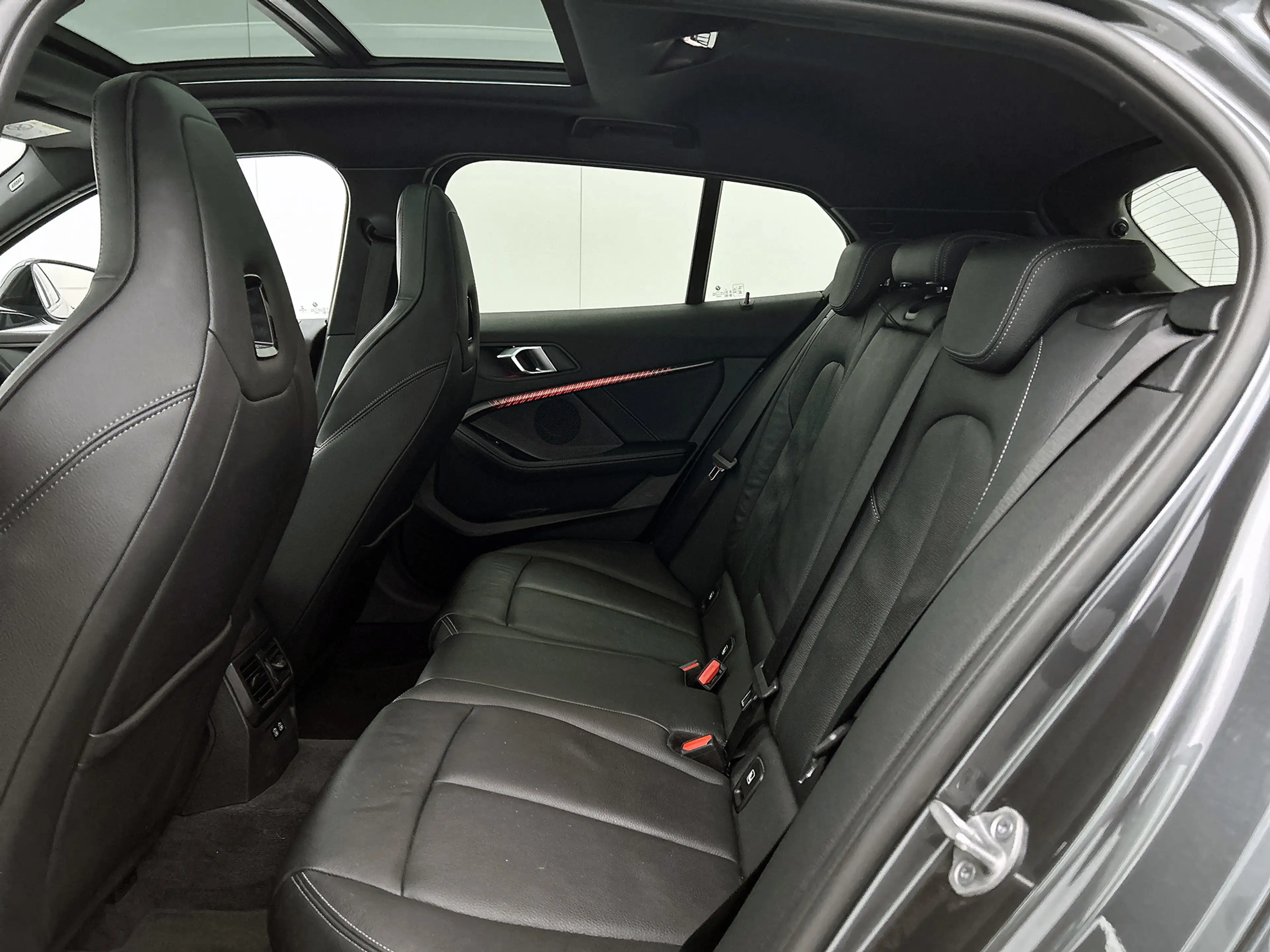 BMW 118 1-serie 118i High Executive M Sport | Schuifdak | — photo 28