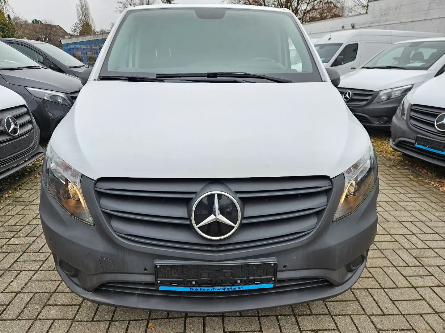 Mercedes-Benz Vito eVito 112 LANG|60 kWh|120 km/h|SCHECKHEFT Weiß - 2