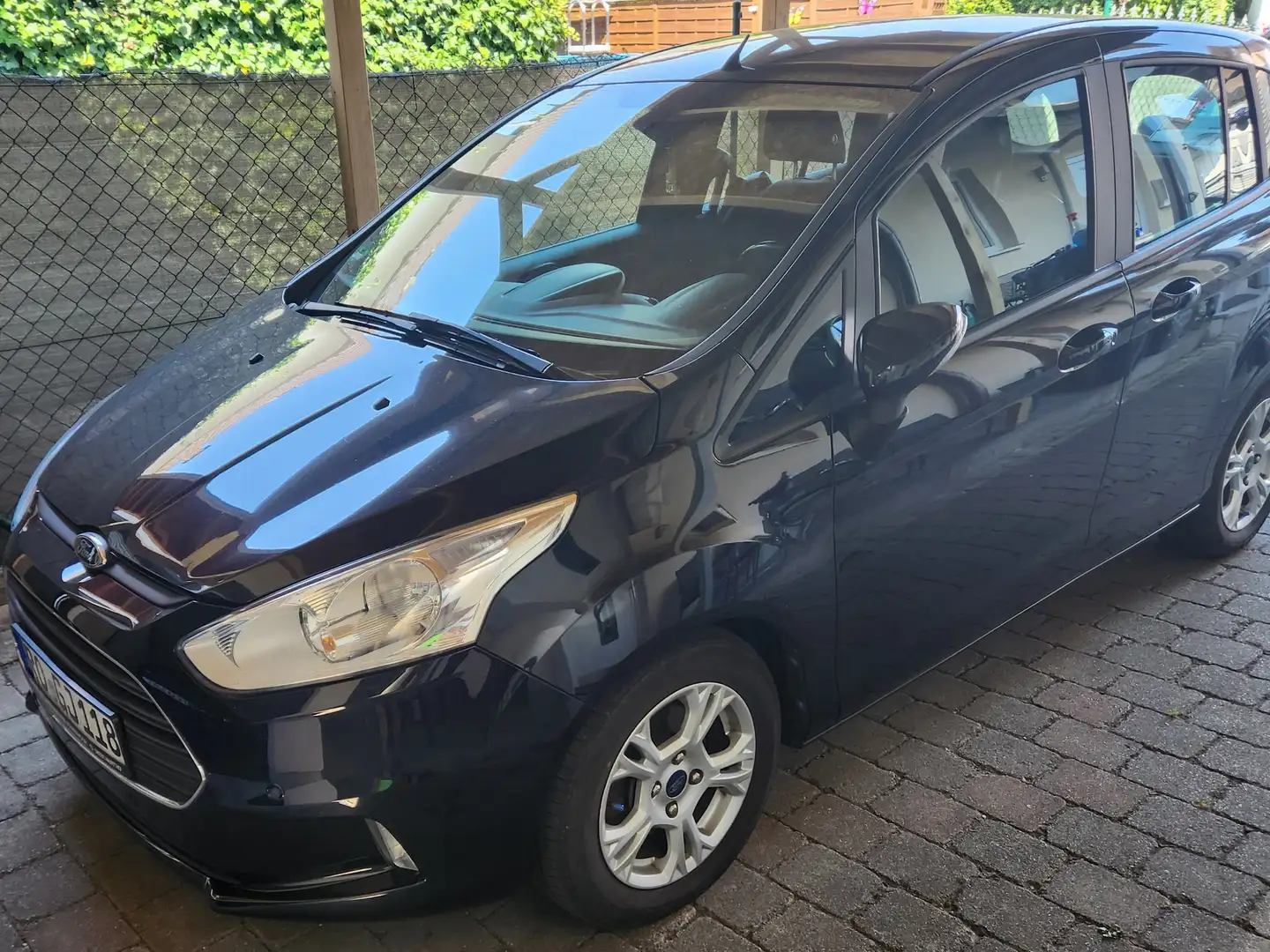 Ford B-Max B-MAX 1.0 EcoBoost SYNC Edition Schwarz - 1