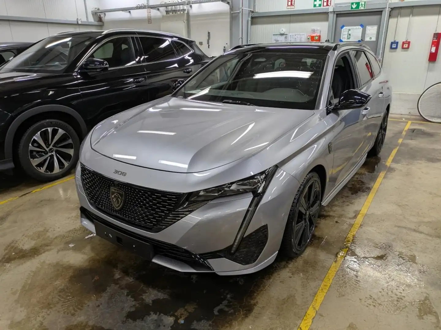 Peugeot 308 1.5 BlueHDi Navi,Parkhilfe,USB,Rückfahrkamera Grau - 2