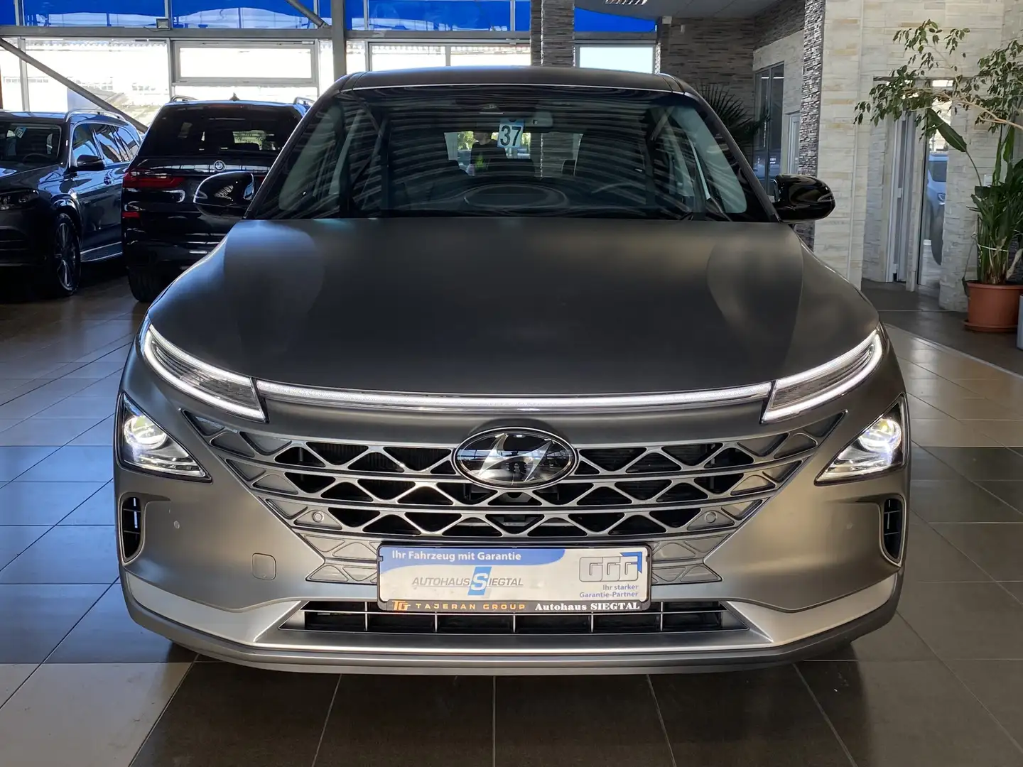 Hyundai NEXO ACC Navi R.Cam Voll-LED Leder DAB+ SHZ BLIS Grau - 2