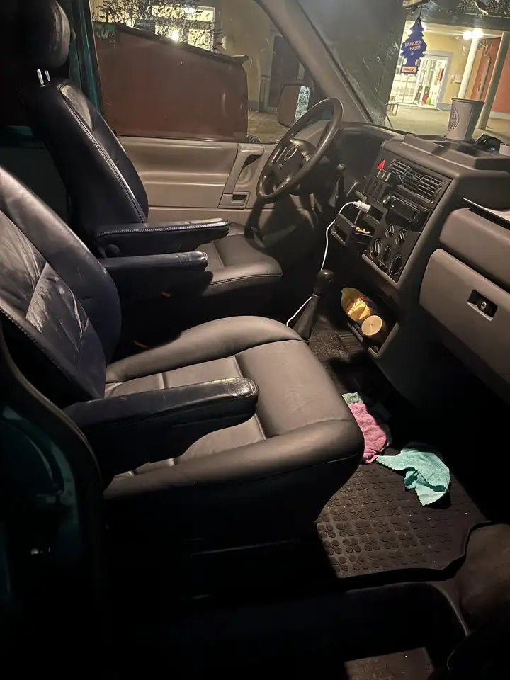 Volkswagen T4 Transporter TDI 7DB1Y3 Autm., foto 6
