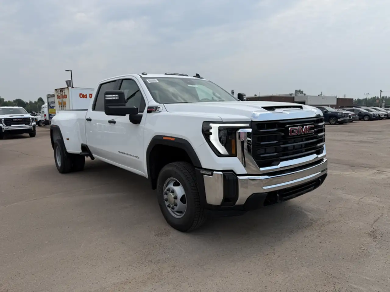 GMC Sierra 3500HD photo GMC Sierra 3500HD