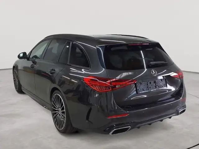 Mercedes-Benz C-Class view 5