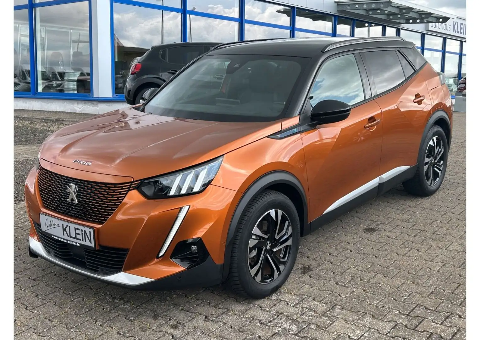 Peugeot 2008 e- GT  *LED*NAVI*KAMERA*SHZ* Braun - 2