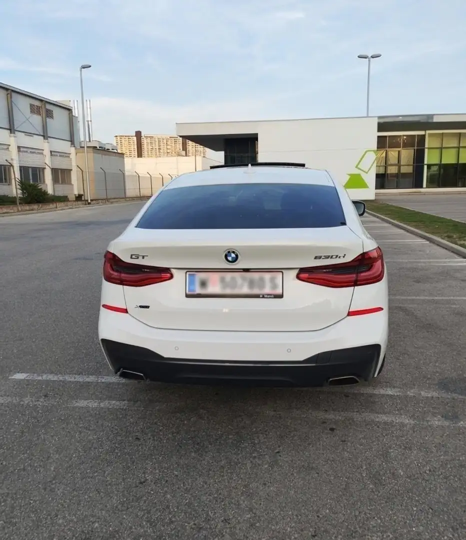 BMW 630 630d xDrive Gran Turismo Aut. M Paket Head Up pano Weiß - 2