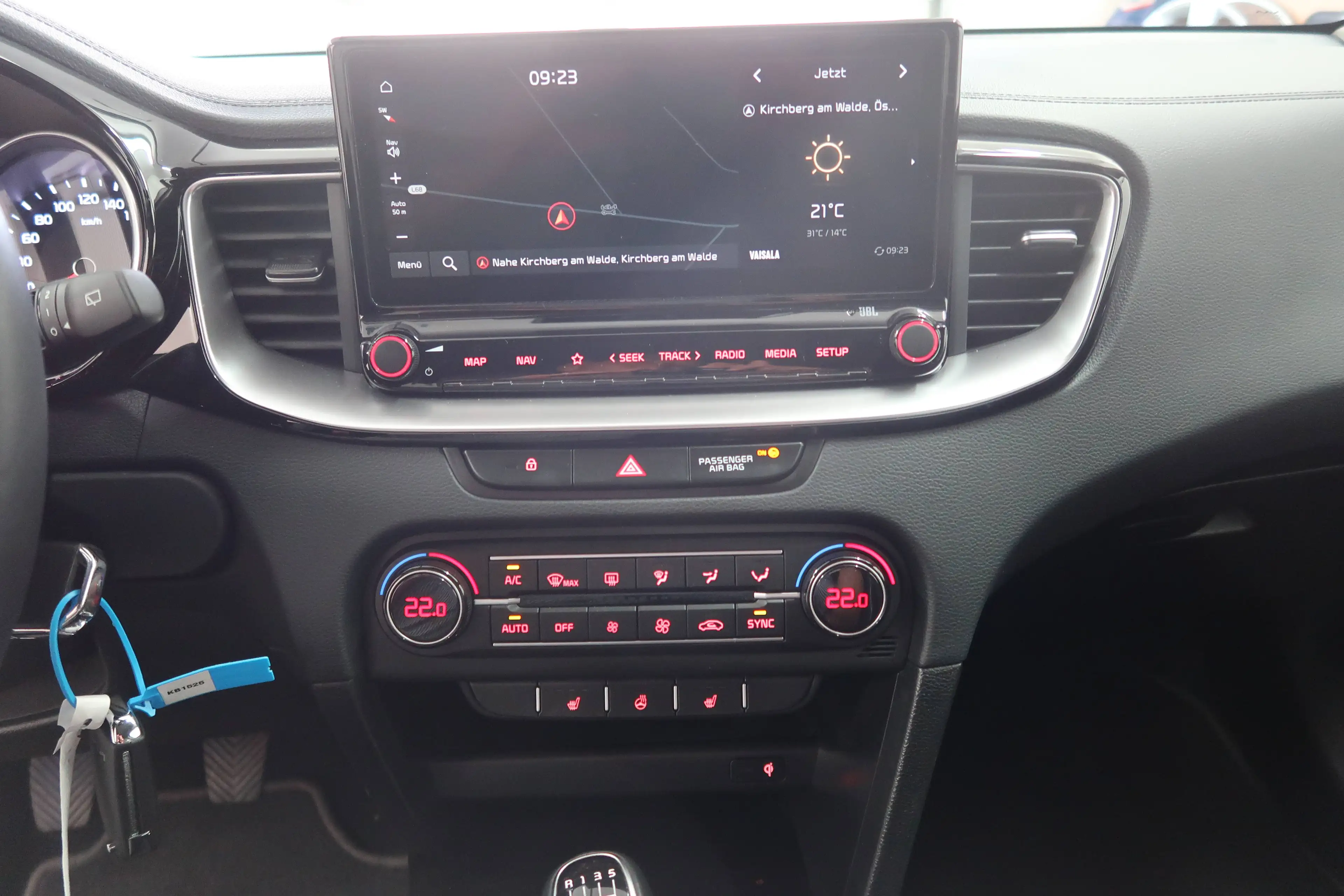 Kia XCeed GOLD EXTREM WENIG KM — photo 12