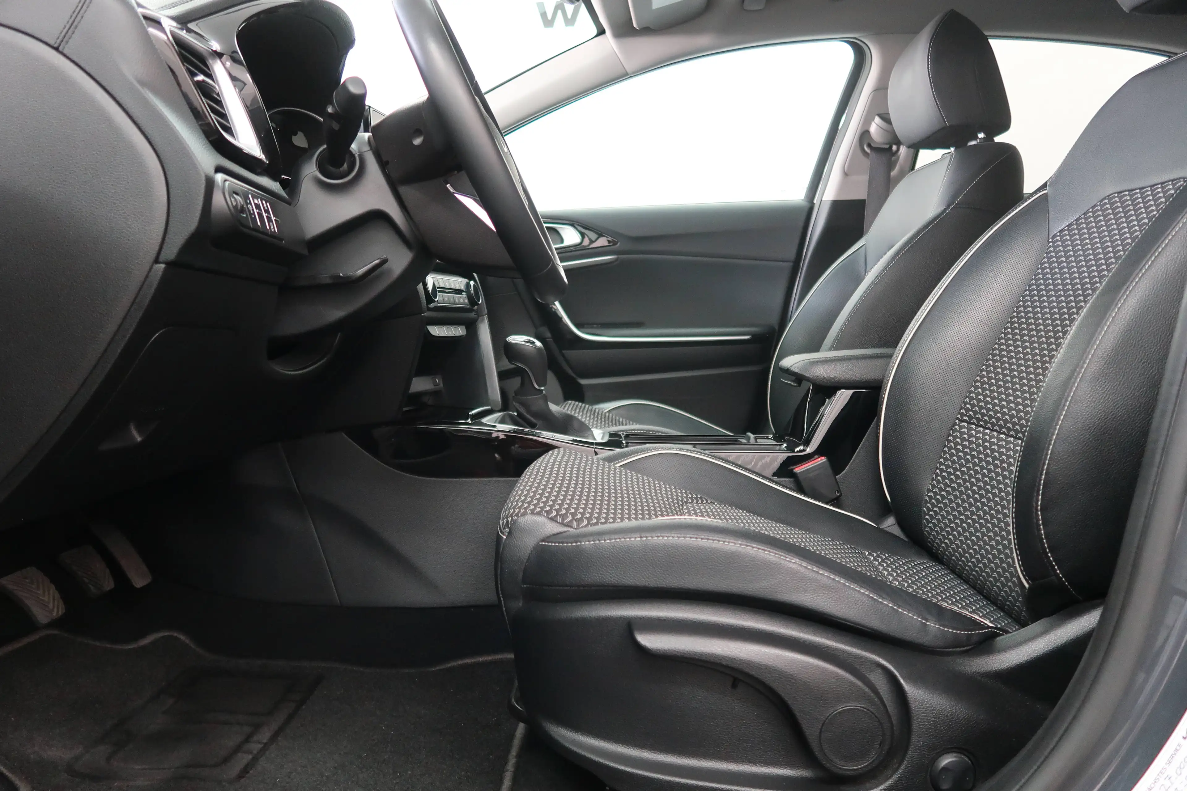 Kia XCeed GOLD EXTREM WENIG KM — photo 7