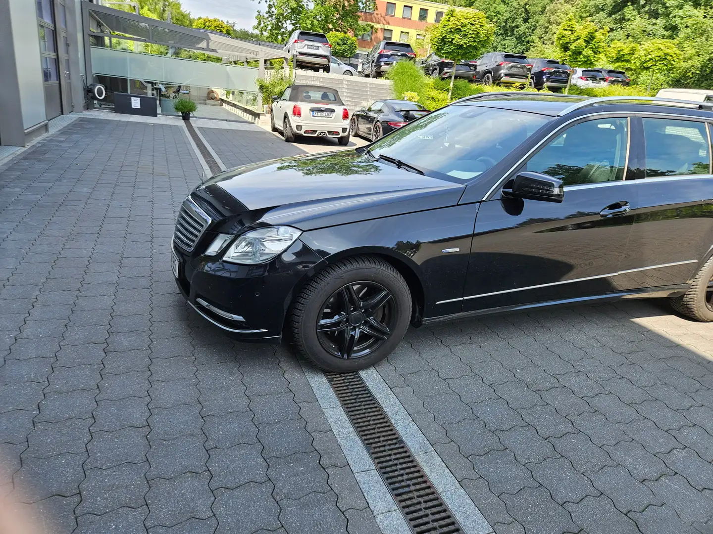 Mercedes-Benz E 300 E 300 T CDI DPF BlueEFFICIENCY 7G-TRONIC Elegance Negru - 2
