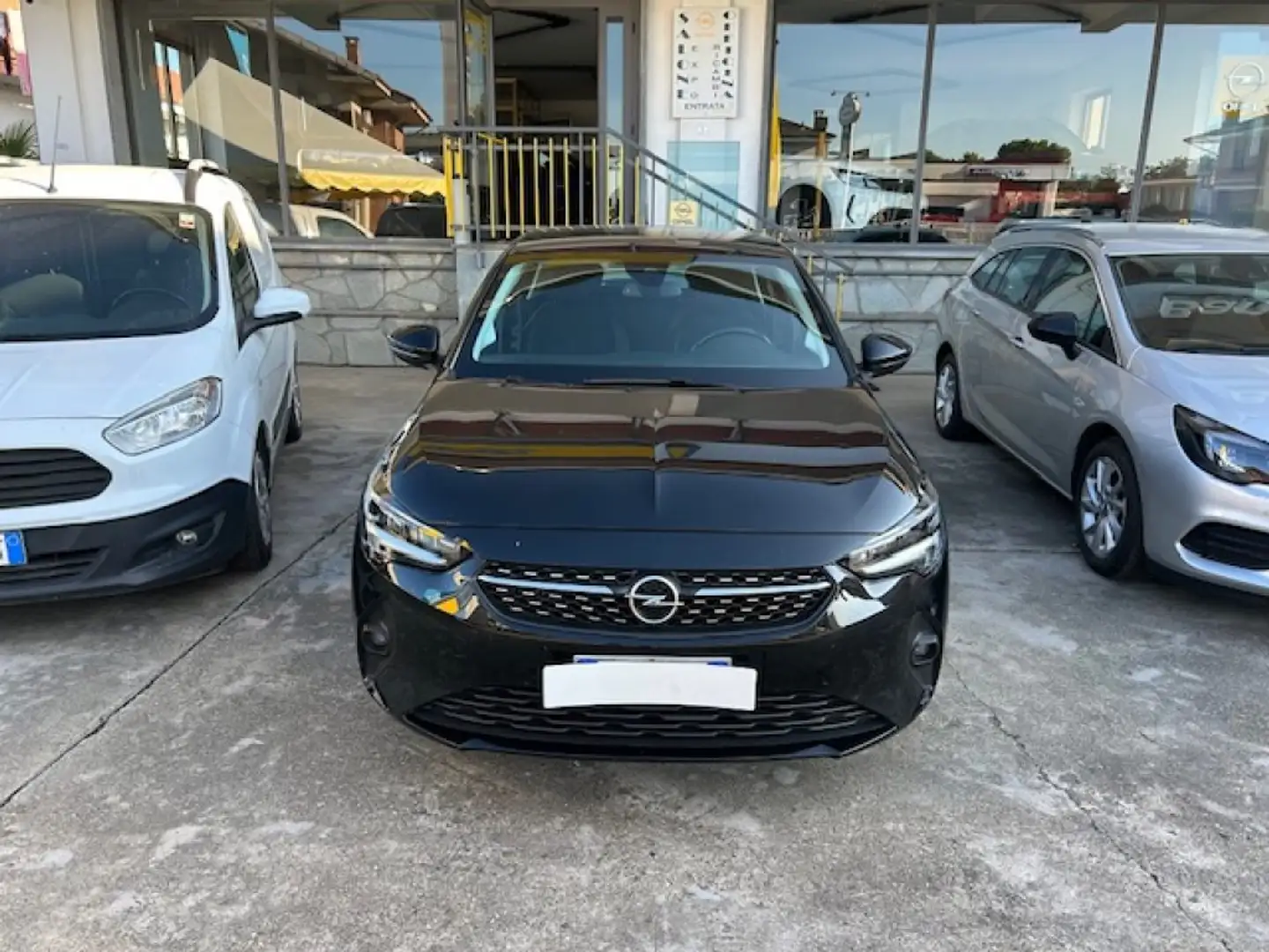 Opel Corsa 1.2 100 CV Elegance UNICO PROPRIETARIO NEOPATENTAT Zwart - 1
