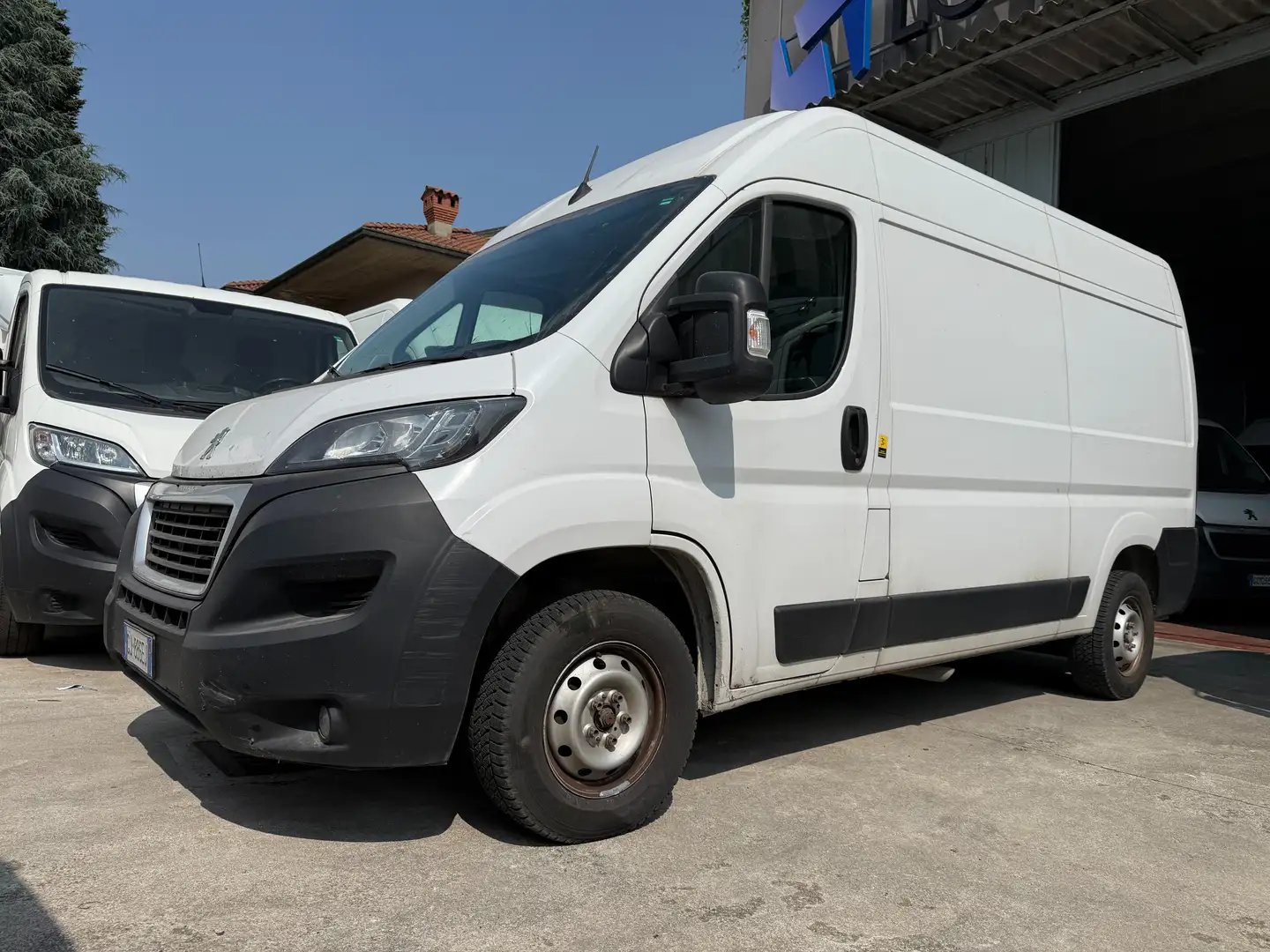 Peugeot Boxer 2.2/140 CV/100000 KM/2022 Blanc - 1