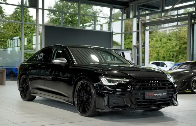 Audi S6 view 5