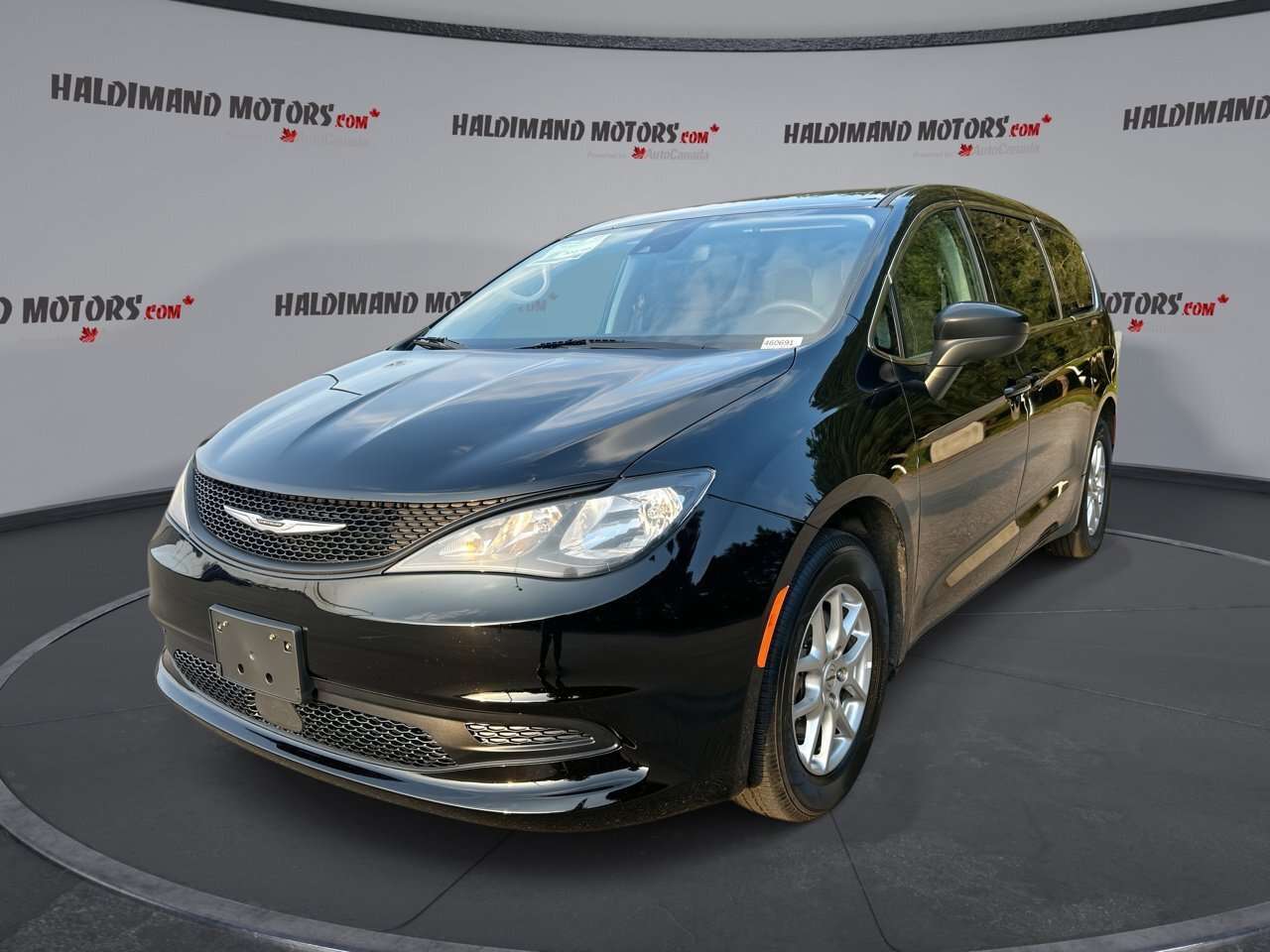 2024 Chrysler Grand Caravan SXT 2WD | No Accidents | Heated Steering