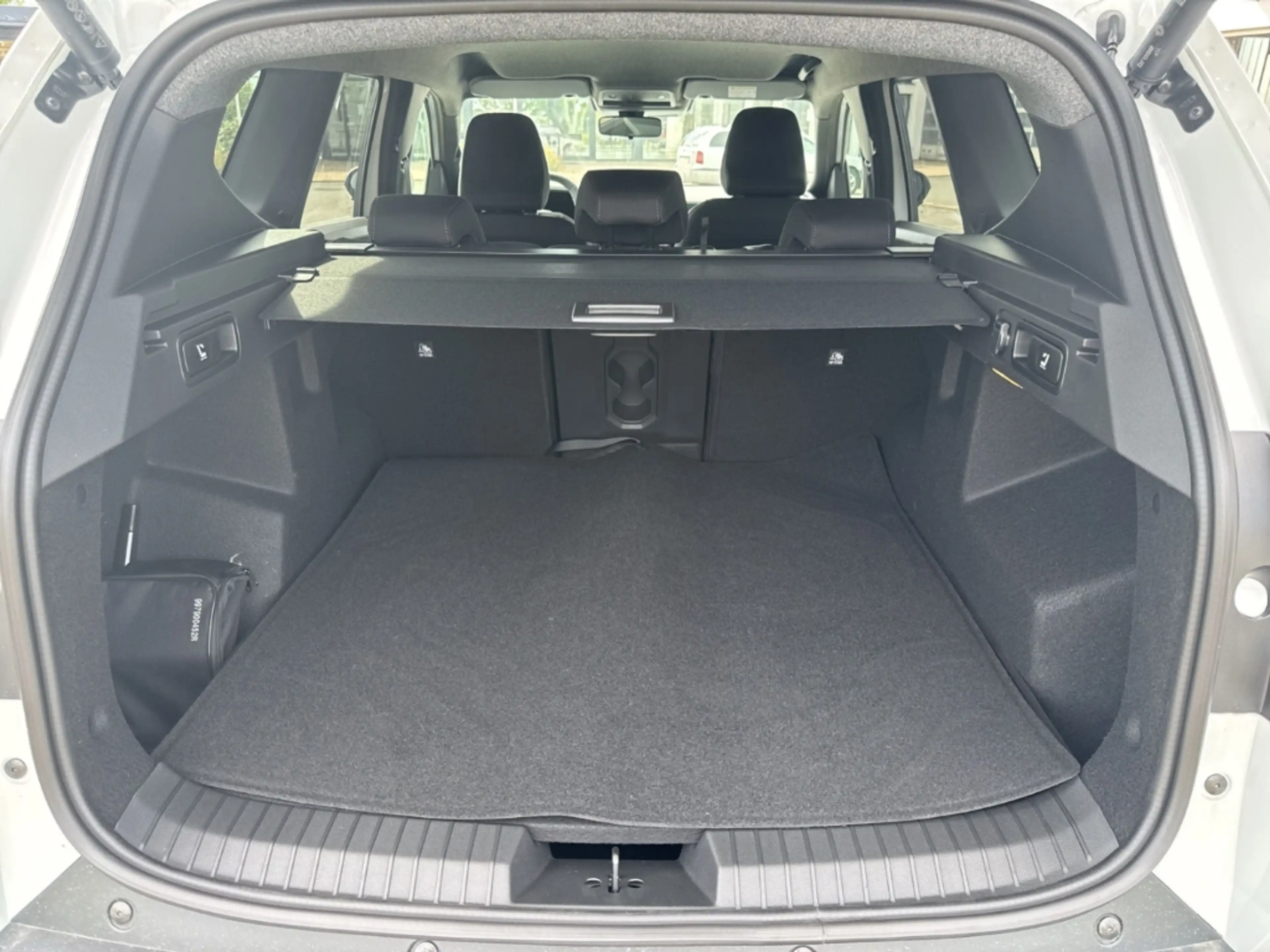 Dacia Bigster EXTREME HYBRID 155 Extreme PANO+SHZ+NAVI+KAMERA — photo 12