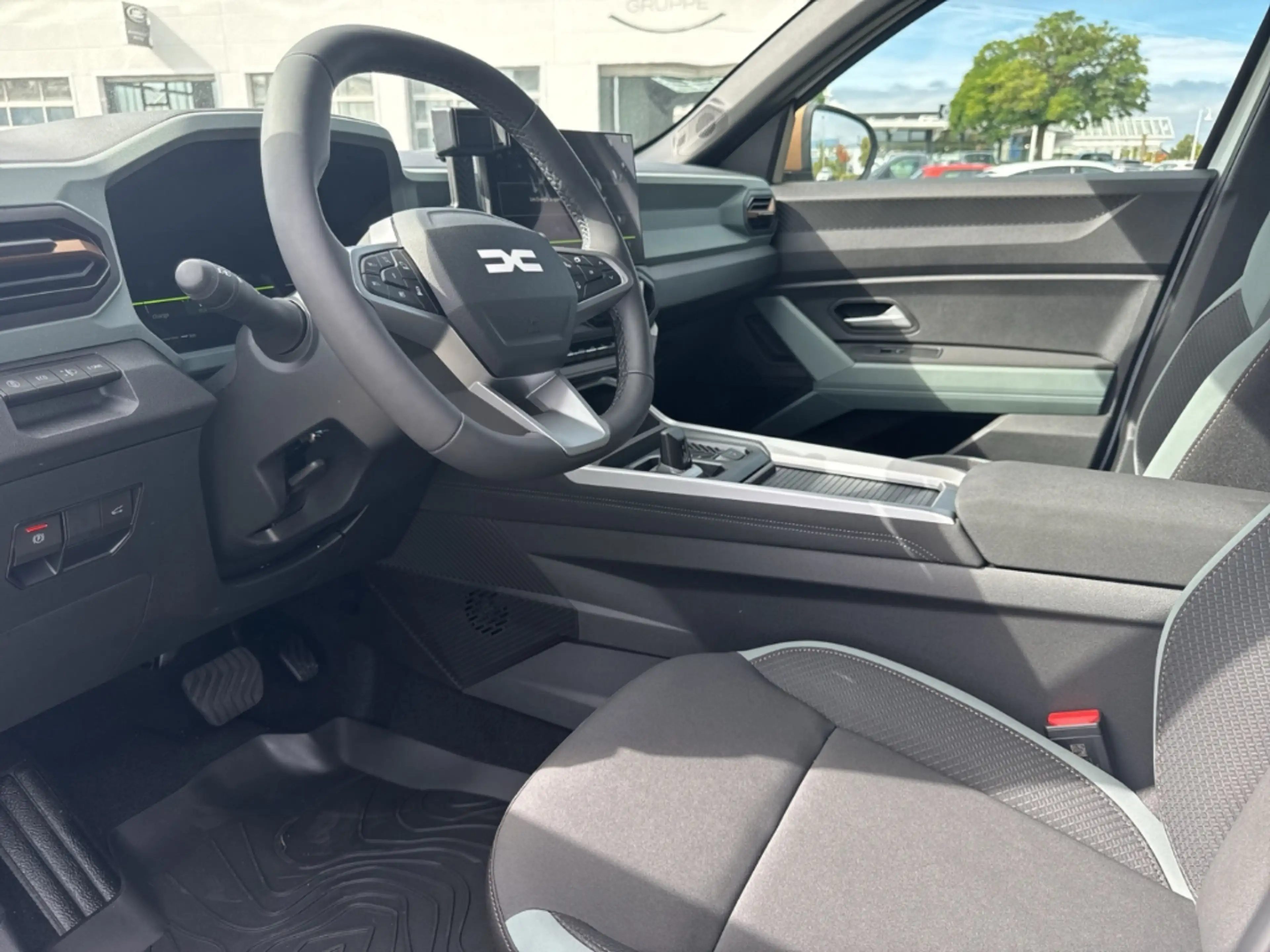 Dacia Bigster EXTREME HYBRID 155 Extreme PANO+SHZ+NAVI+KAMERA — photo 10