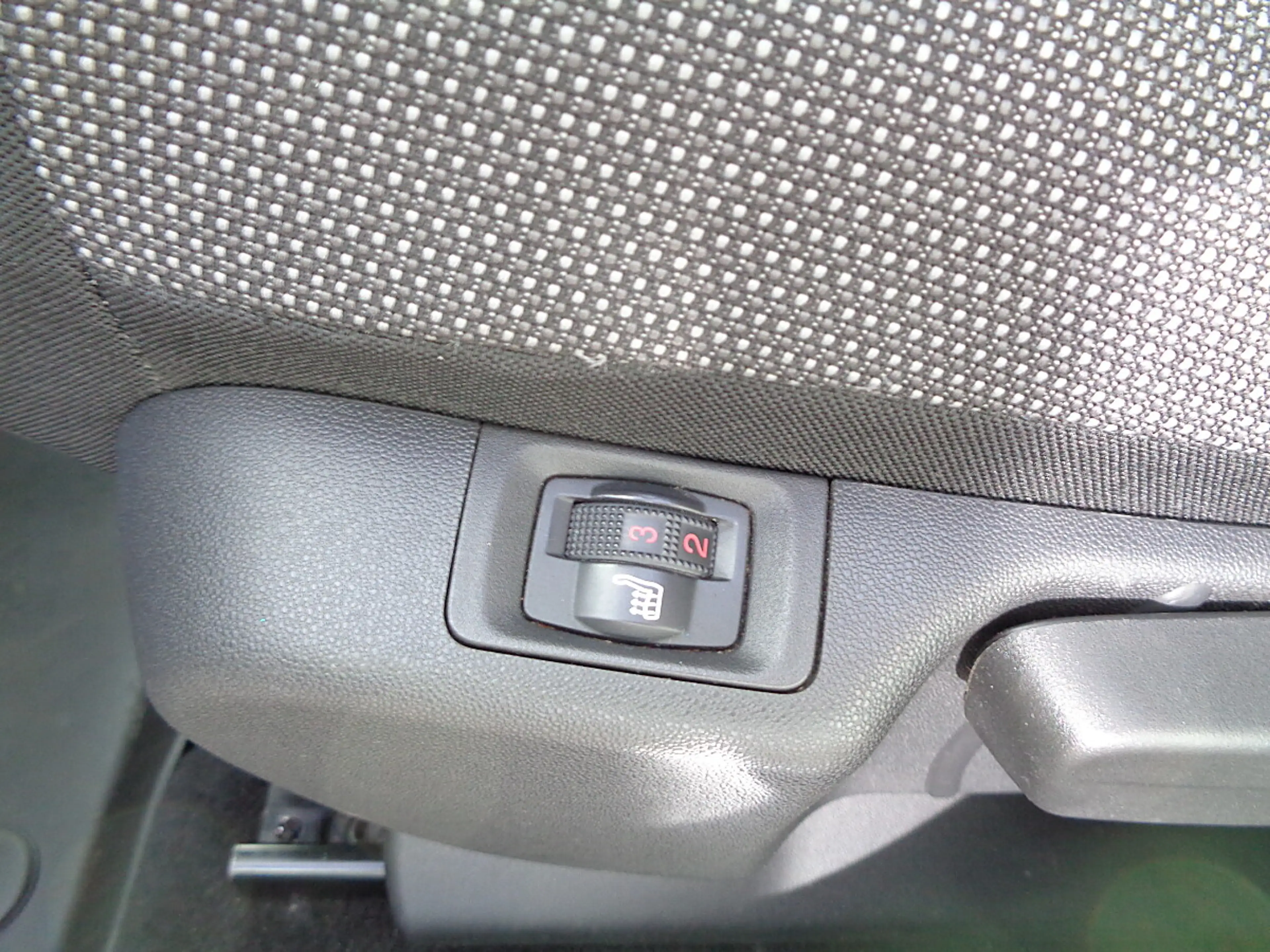 Citroen C3 Aircross BlueHDi 120 S&S EAT6 Shine — photo 12