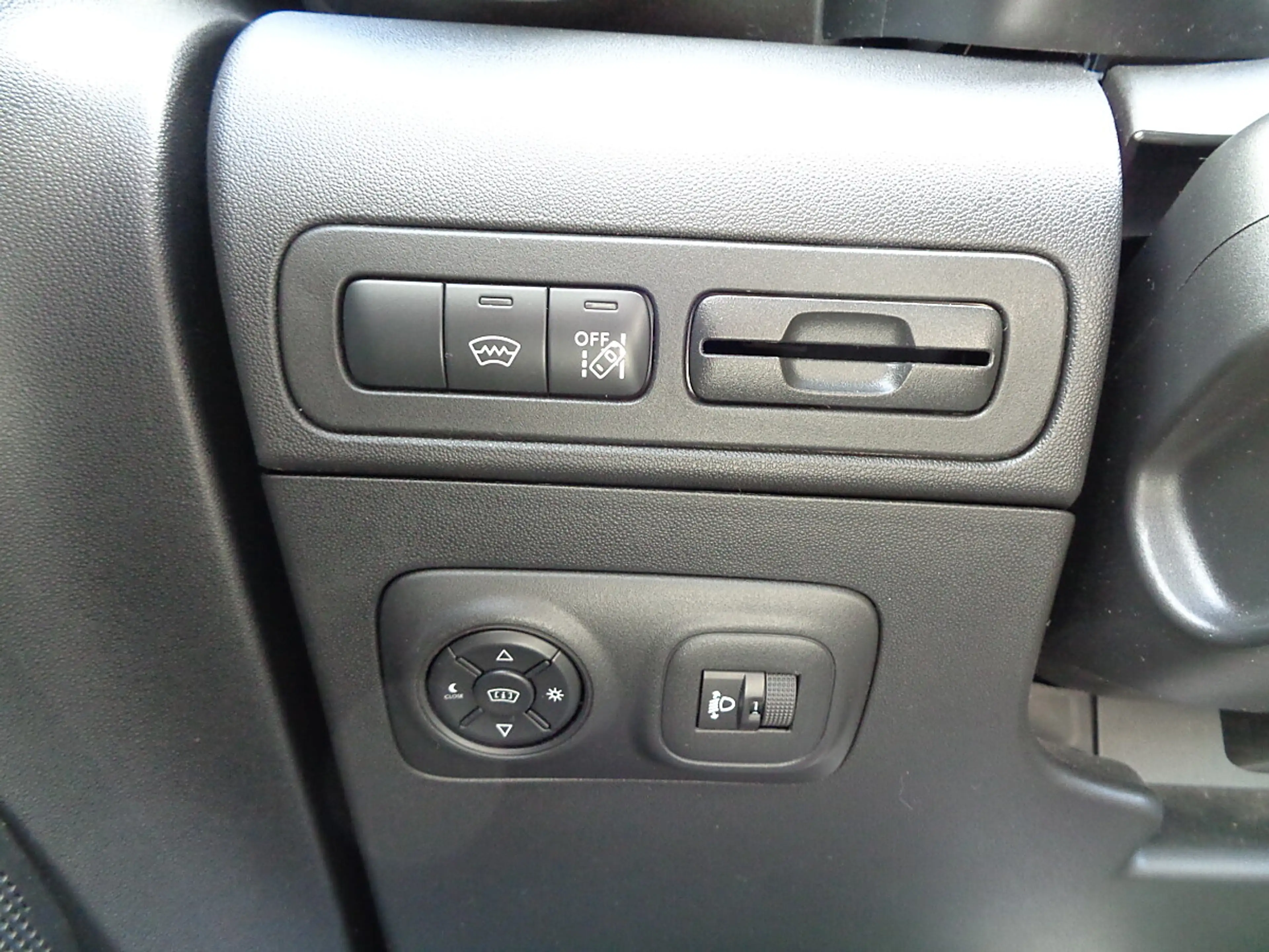 Citroen C3 Aircross BlueHDi 120 S&S EAT6 Shine — photo 13