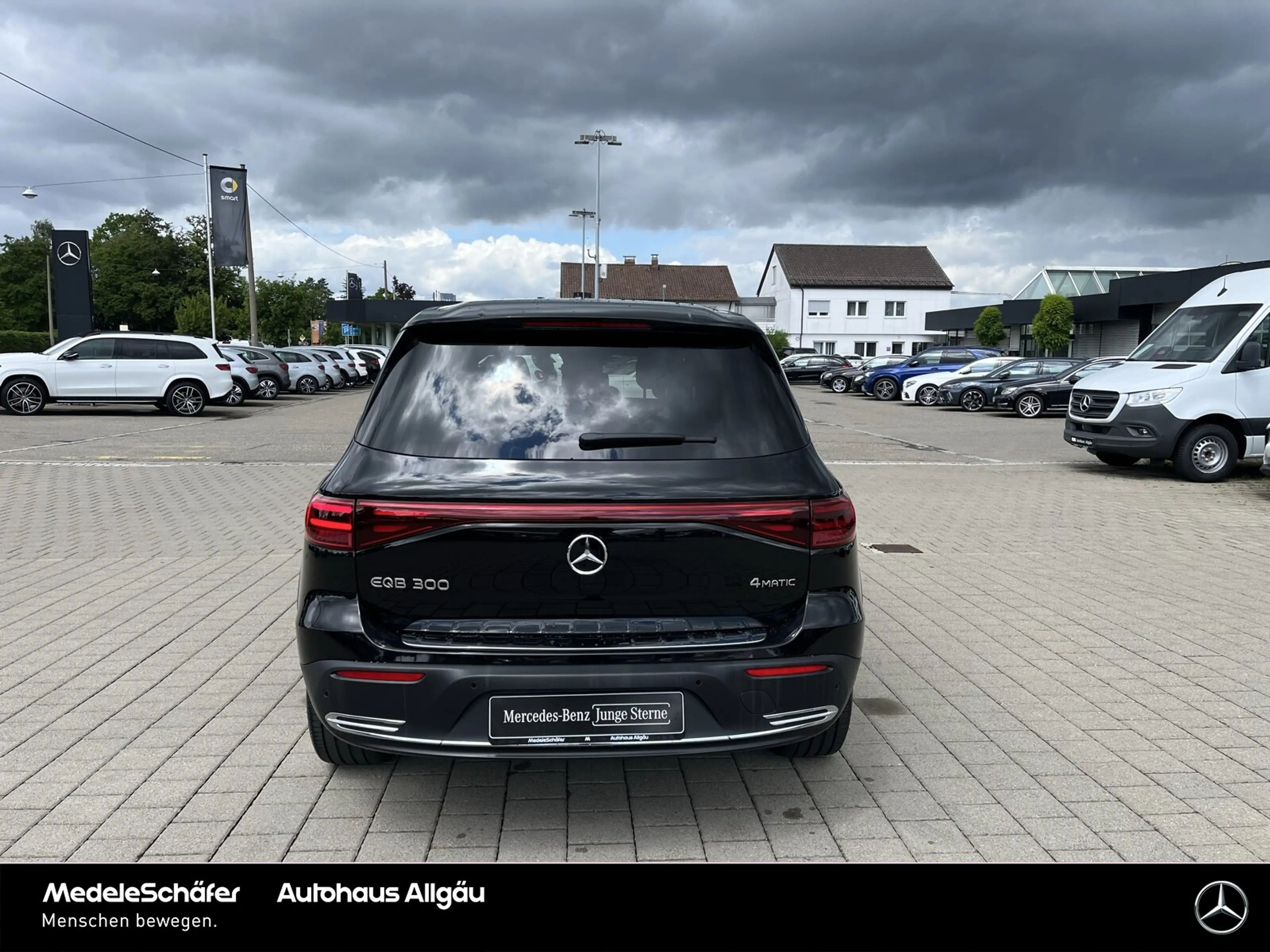 Mercedes-Benz EQB 300 EQB 300 4M Progressive Fahr-Assi KeylessGO LED Tel — photo 4