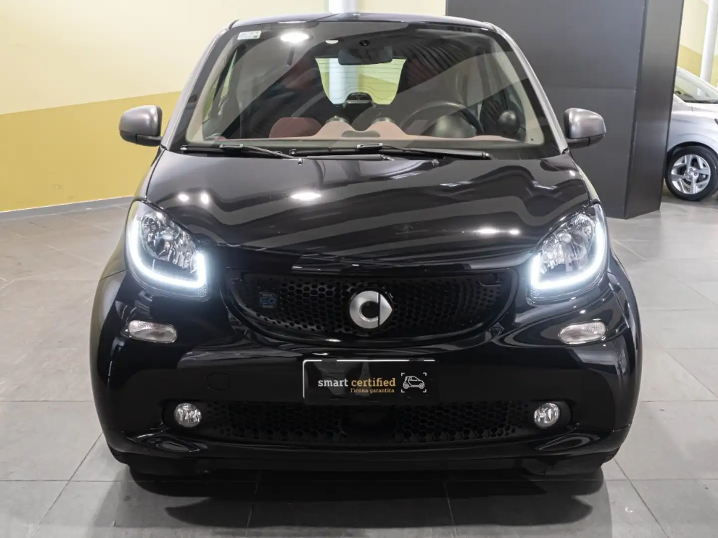 smart forTwo coupe  EQ Passion Zwart - 2