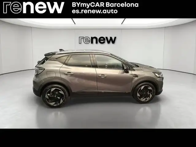 Renault Captur view 2