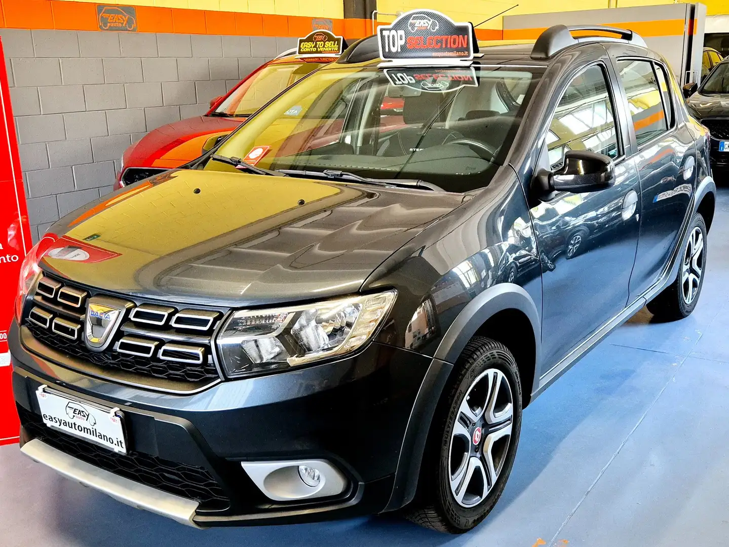 Dacia Sandero 0.9 TCe 12V 90CV Start&Stop Serie Speciale Wow Grigio - 1