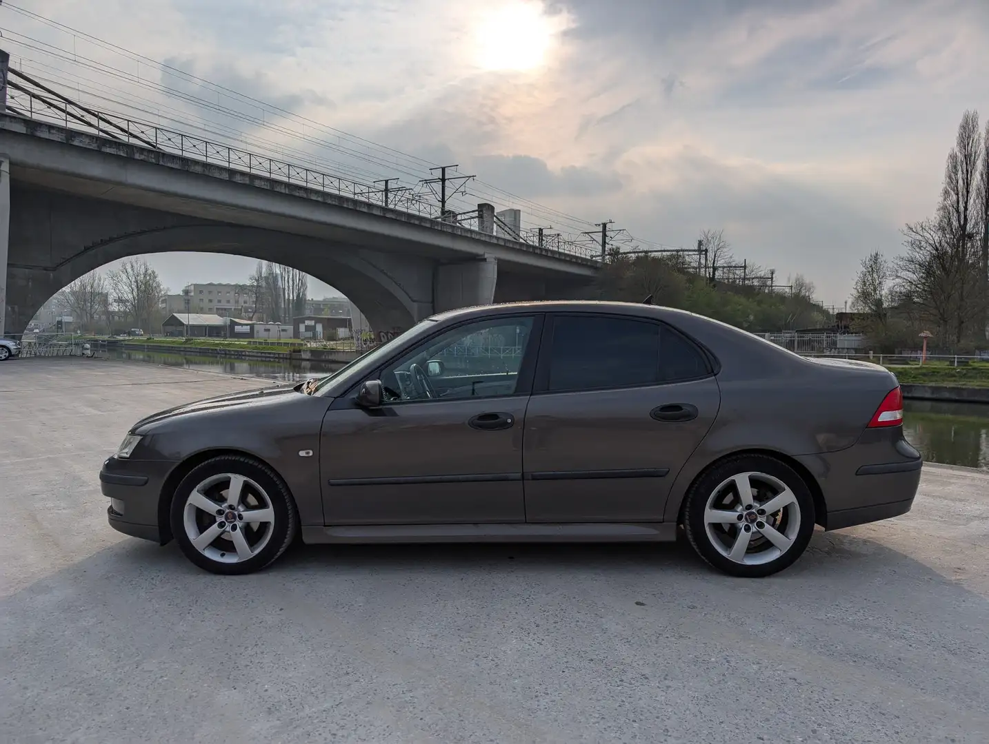 Saab 9-3 9-3 1.8 Turbo 16v Vector Sport Gris - 2