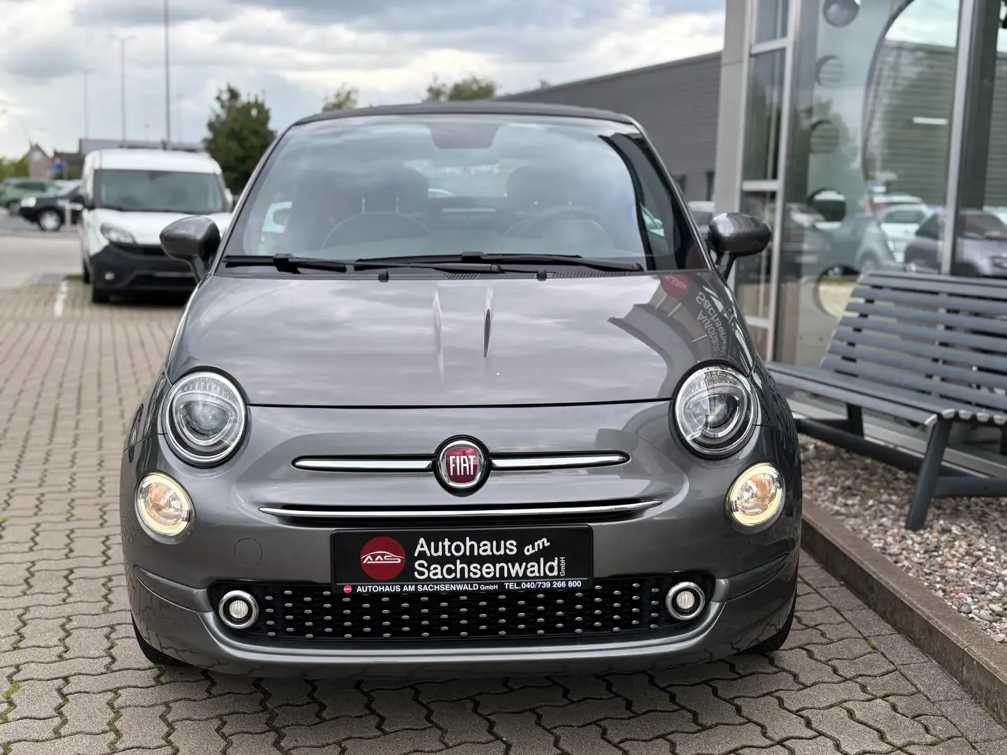 Fiat 500C 1.0 Lounge Grau - 2
