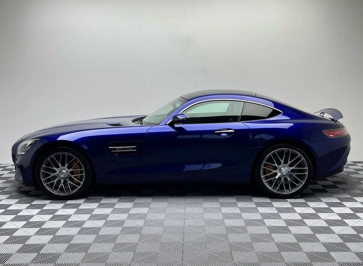 Mercedes-Benz AMG GT AMG GTS CARBOCERAM-BURMESTER HI END - DYNAMIC PLUS Bleu - 1