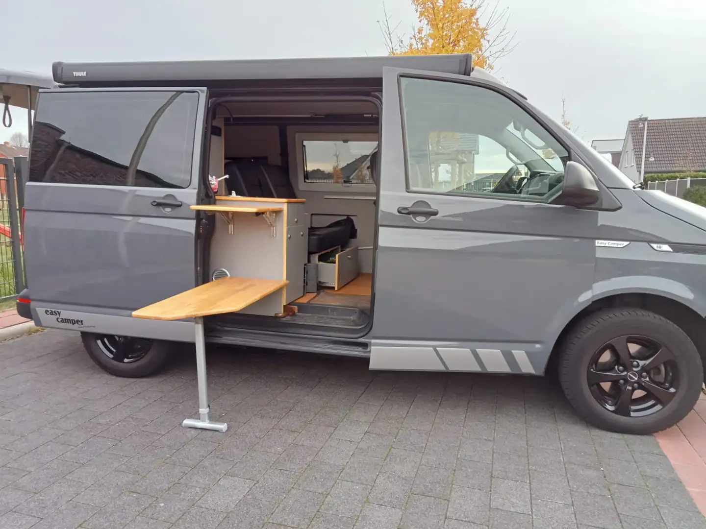 Volkswagen Bus Easy Camper Szary - 2