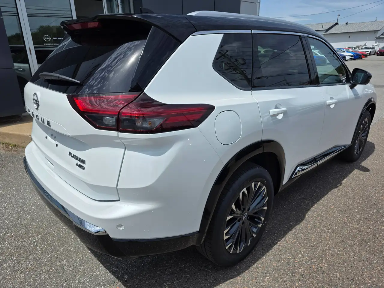 Nissan Rogue fotografie Nissan Rogue