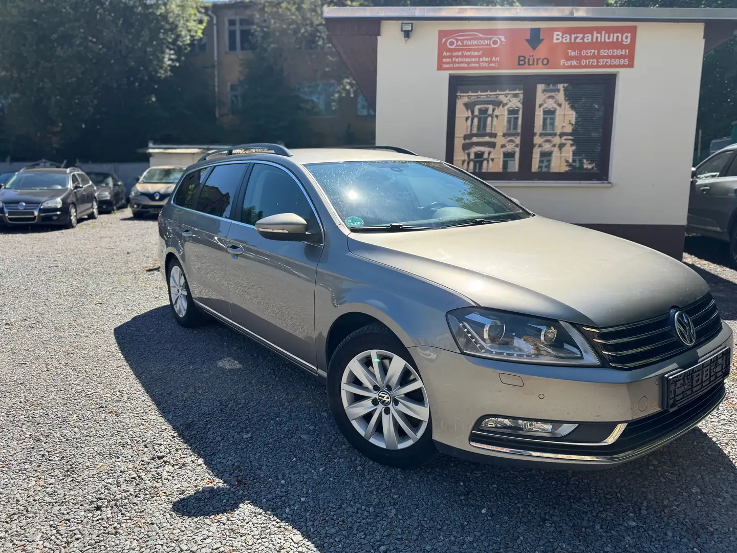 Volkswagen Passat Variant Comfortline BlueMotion 4Motion Beige - 1