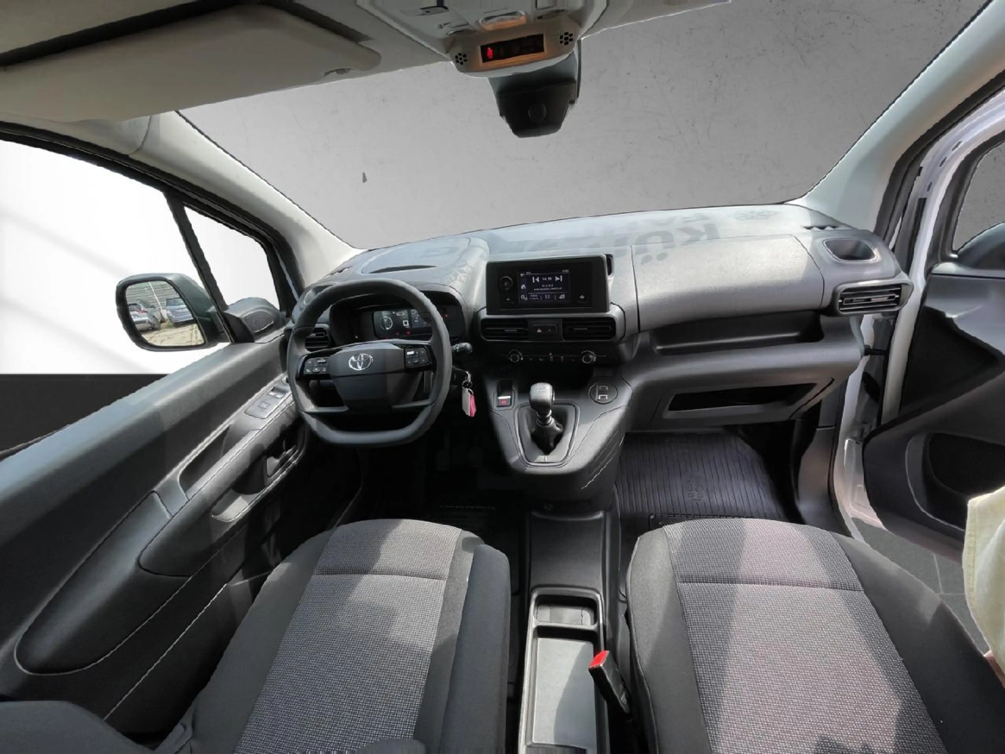 Toyota Proace City L2 Duty — photo 8