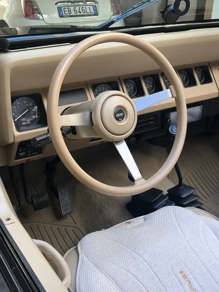 Jeep Wrangler Hard Top 2.5 Laredo, foto 6
