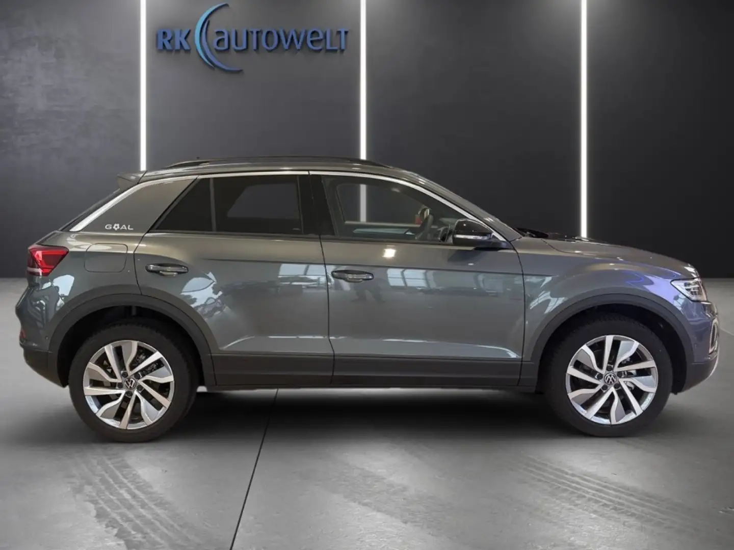 Volkswagen T-Roc GOAL 1.5 l TSI AHK-abnehmbar Navi Apple CarPlay Grau - 2