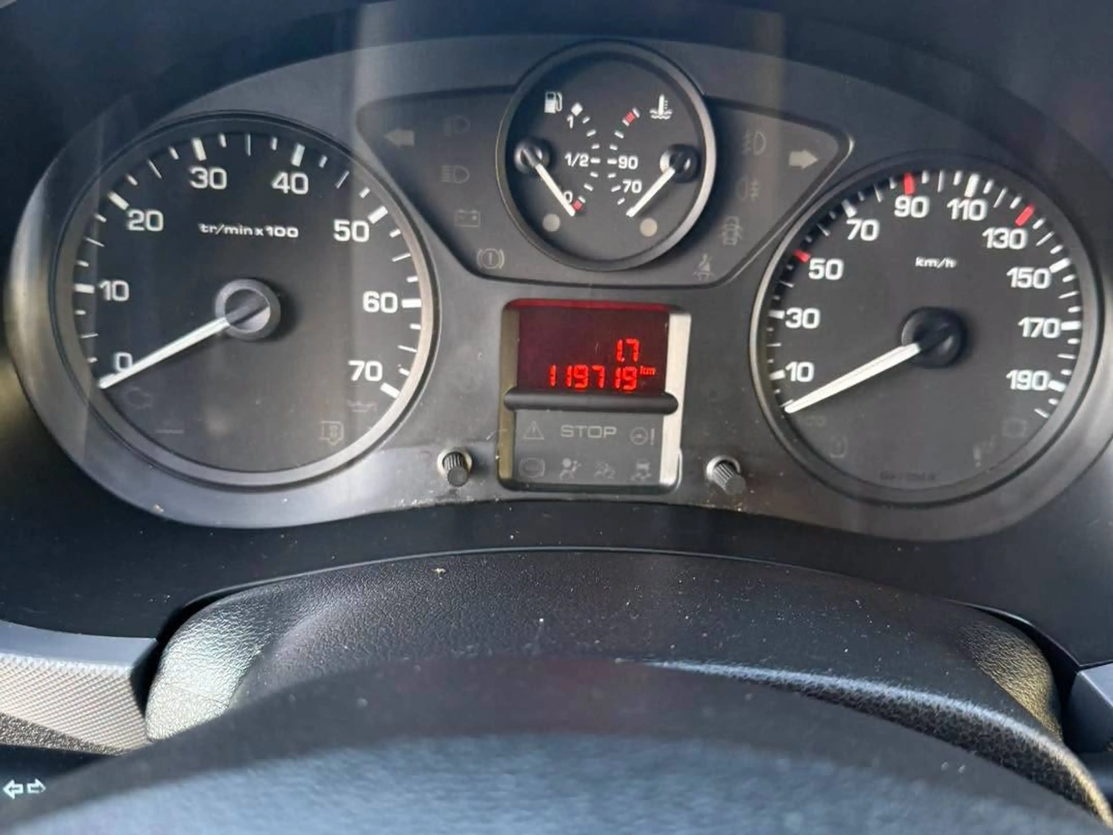 Citroen Berlingo 1.6 BlueHDi L1 Club — photo 11