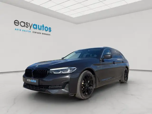 BMW 520 5er - 520 d ; RÜCKFAHRKAMERA;SITZHZG;4 ZONENKLIMA