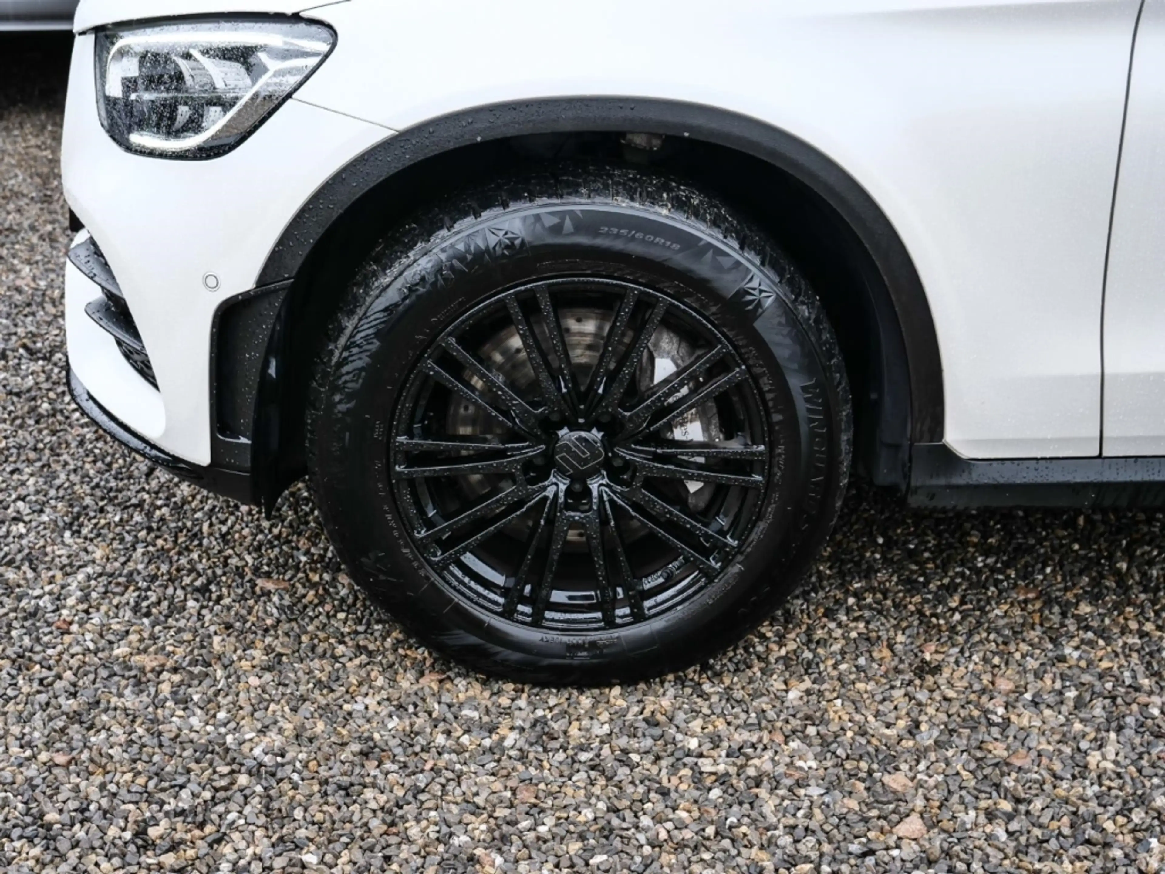 Mercedes-Benz GLC 400 d AMG Line 330PS 4Matic Sportpaket Digitales Cockp — photo 4
