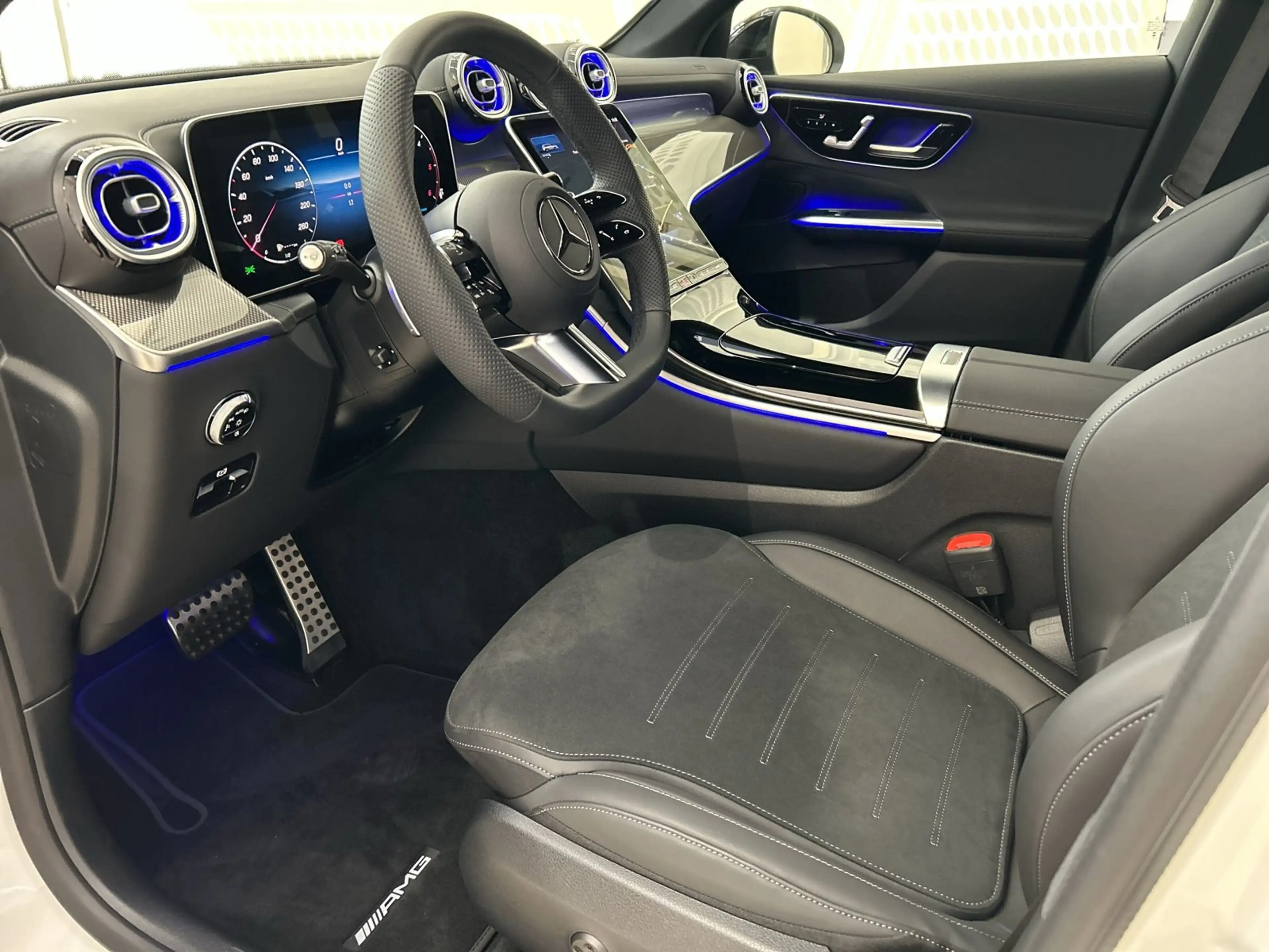 Mercedes-Benz GLC 200 d 4MATIC Österreich-Edition SHZ EASY-PACK — photo 12