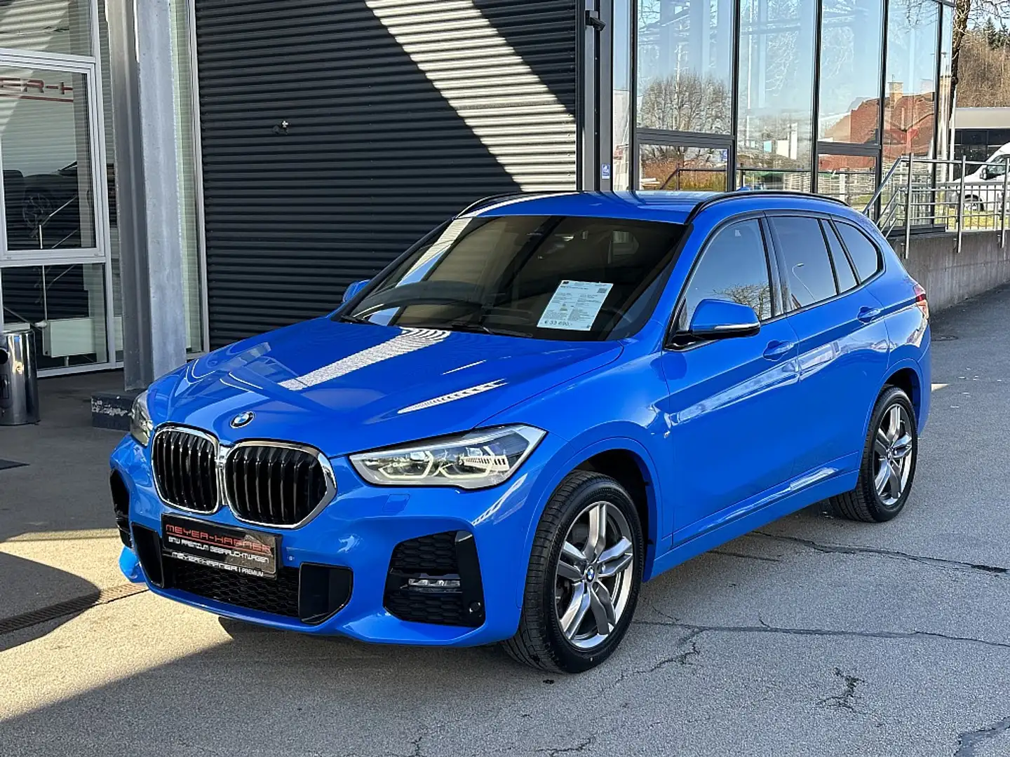 BMW X1 xDrive 20d Aut. Blau - 1