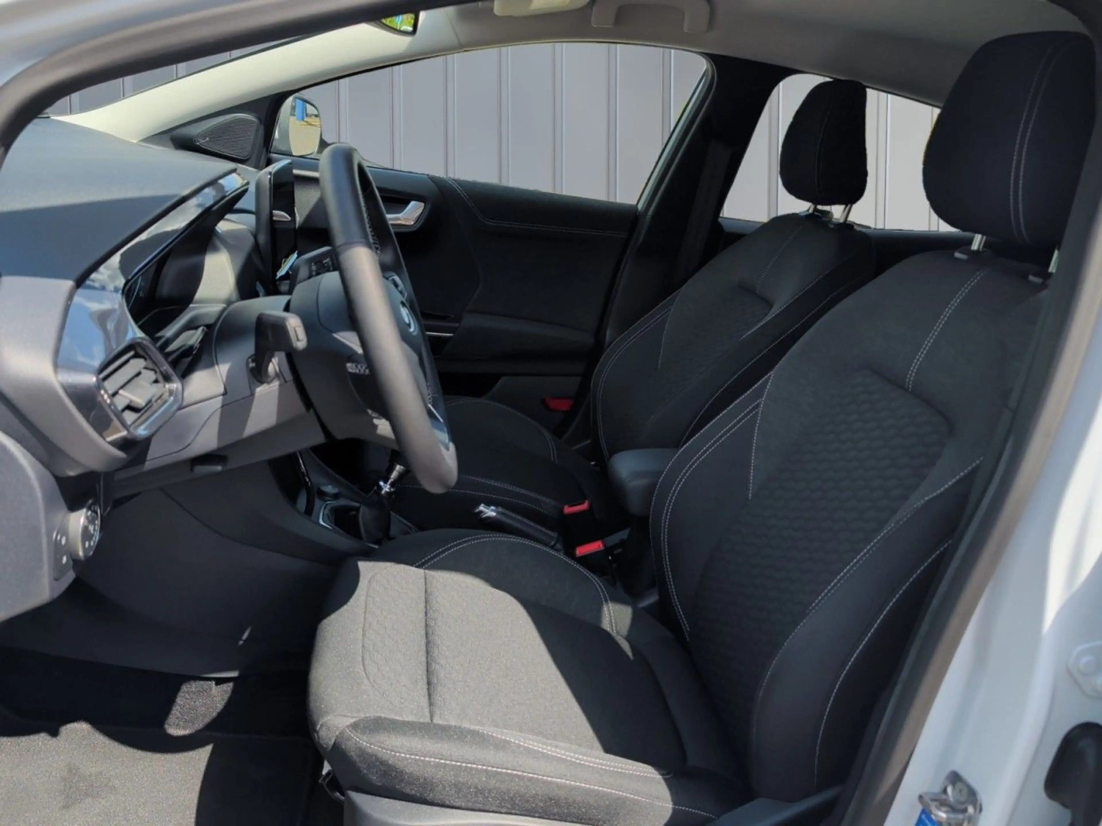 Ford Puma Titanium Design MildHybrid ParkPilot+Klima — photo 13